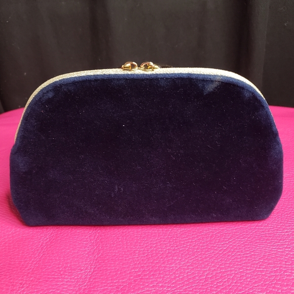Dior Cosmetics Bag in Blue Velvet - Picture 2 of 6